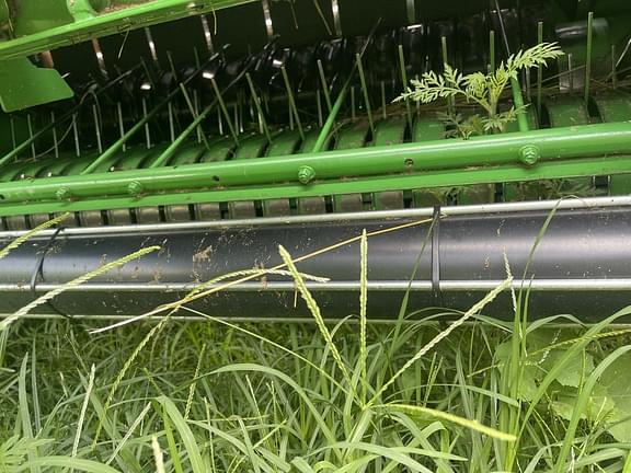 Image of John Deere 560M Silage equipment image 3