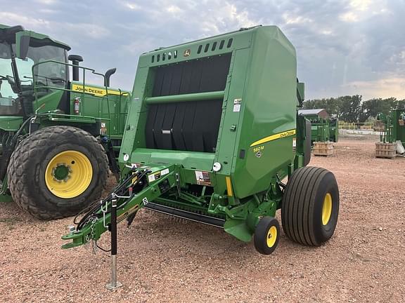 Image of John Deere 560M Primary image