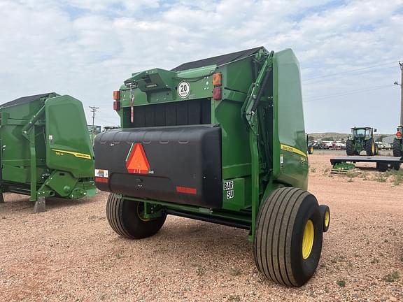 Image of John Deere 560M equipment image 4