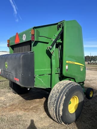 Image of John Deere 560M equipment image 1
