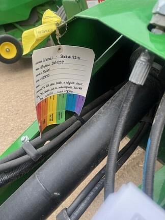 Image of John Deere 560M equipment image 1