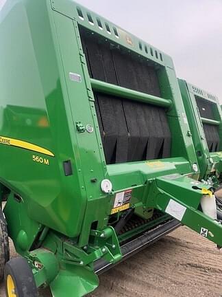 Image of John Deere 560M equipment image 3