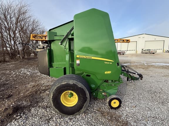Image of John Deere 560M equipment image 2