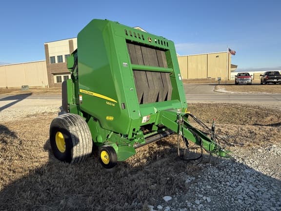 Image of John Deere 560M equipment image 1