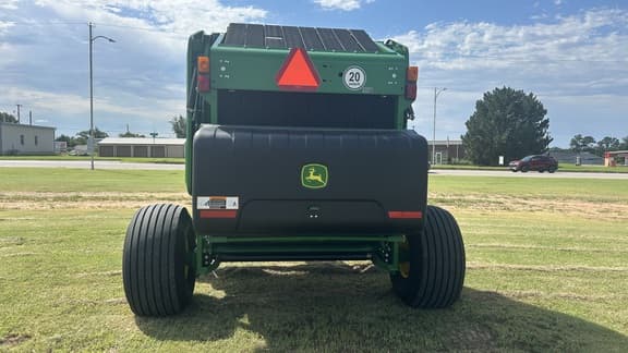 Image of John Deere 560M equipment image 2