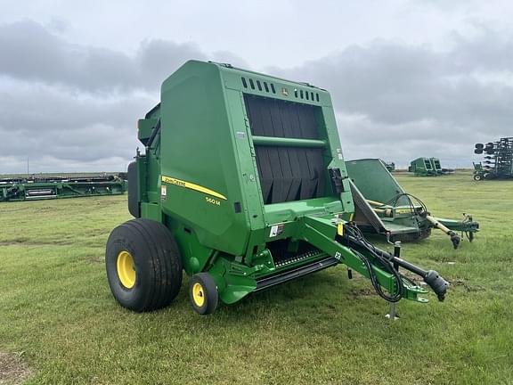 Image of John Deere 560M equipment image 2