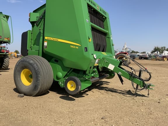 Main image John Deere 560M