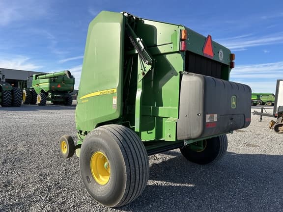 Image of John Deere 560M equipment image 2