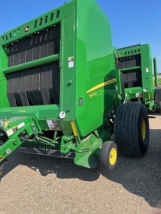 Image of John Deere 560M equipment image 2