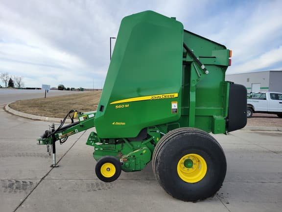 Image of John Deere 560M equipment image 1