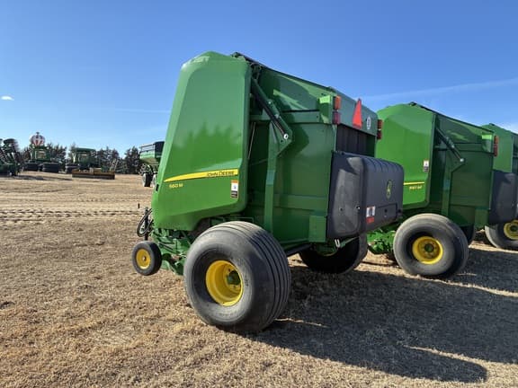 Image of John Deere 560M equipment image 1
