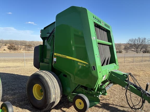 Image of John Deere 560M equipment image 3
