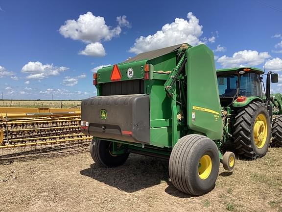 Image of John Deere 560M equipment image 4