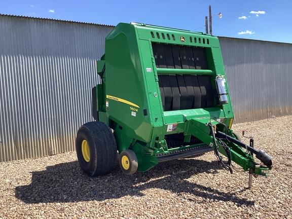 Image of John Deere 560M equipment image 4