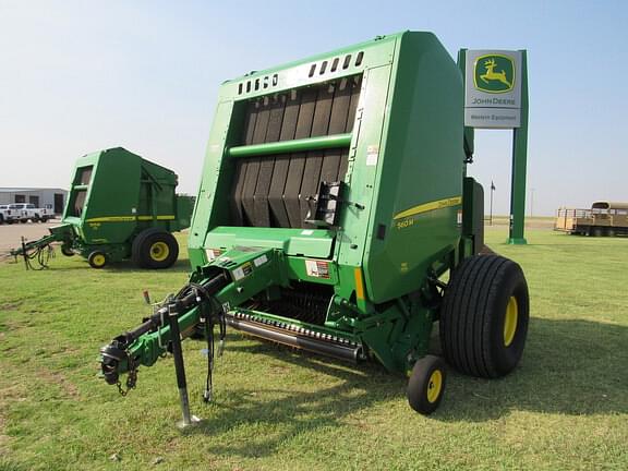 Image of John Deere 560M Primary image