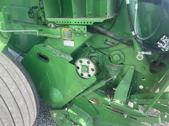 Image of John Deere 560M equipment image 3