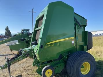 Main image John Deere 560M