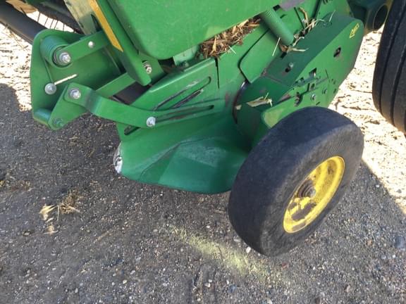Image of John Deere 560M equipment image 4