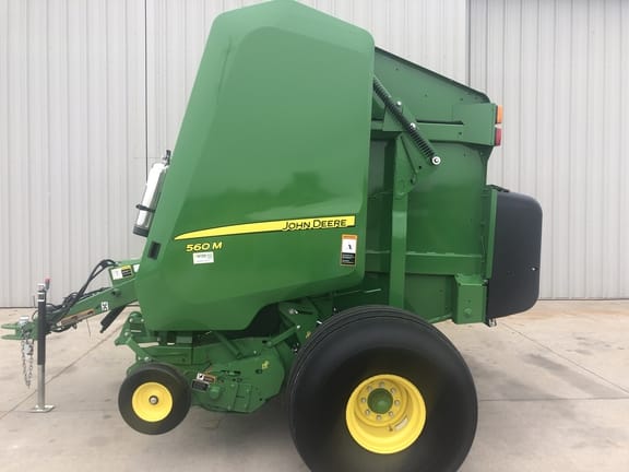 Main image John Deere 560M