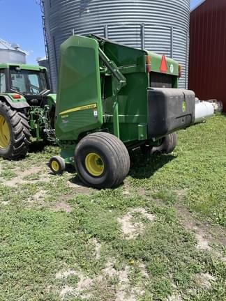 Image of John Deere 560M equipment image 3