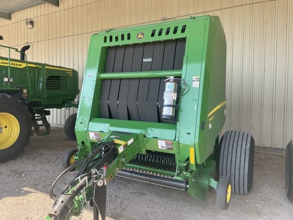 Image of John Deere 560M equipment image 1