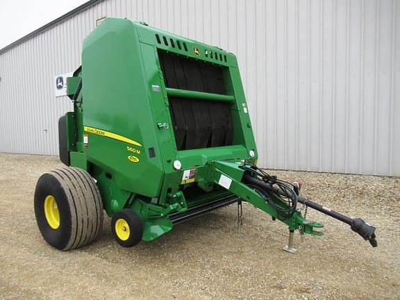 Image of John Deere 560M equipment image 3