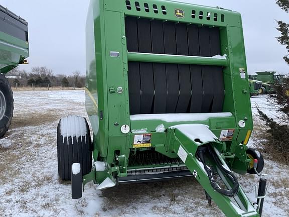 Image of John Deere 560M equipment image 3