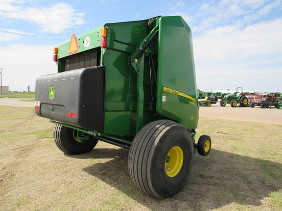 Image of John Deere 560M equipment image 4