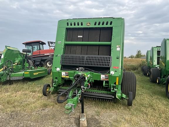 Image of John Deere 560M Silage equipment image 1