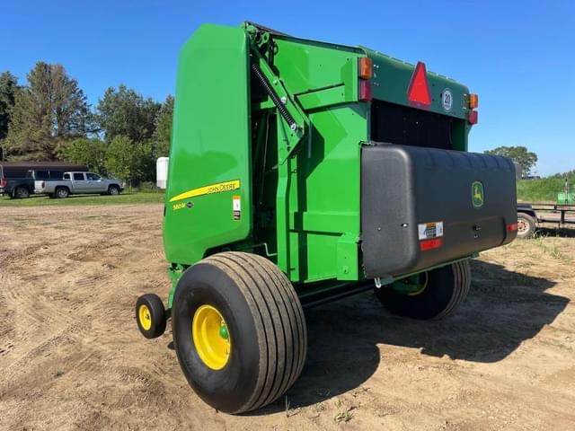 Image of John Deere 560M equipment image 3