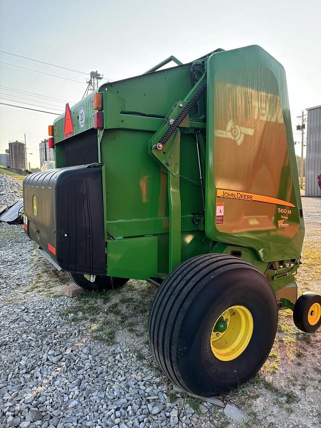 Image of John Deere 560M Silage equipment image 4