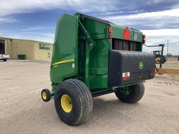 Image of John Deere 560R equipment image 4