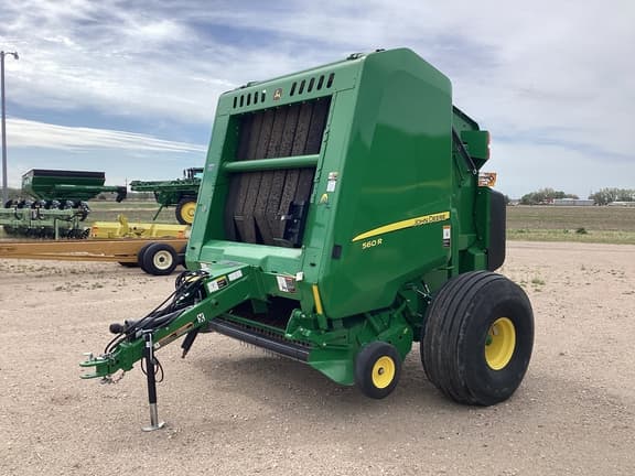 Image of John Deere 560R equipment image 3