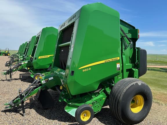 Image of John Deere 560R equipment image 2