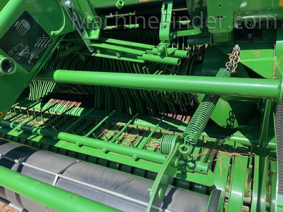 Image of John Deere 560R equipment image 4