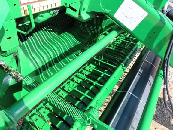 Image of John Deere 560R MegaWide HC2 equipment image 3