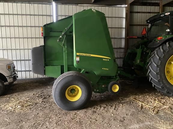 Image of John Deere 560R equipment image 1