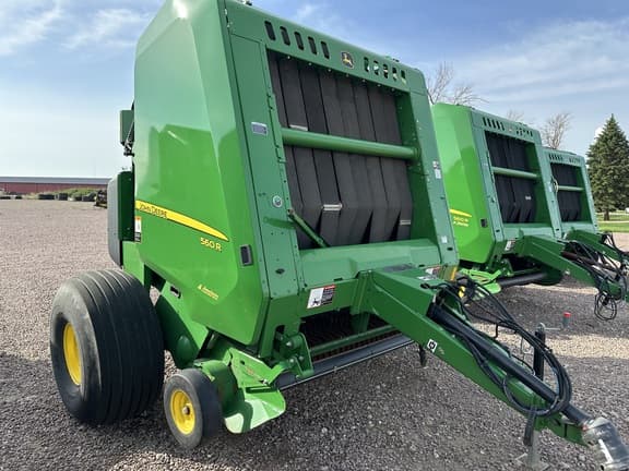 Image of John Deere 560R Primary image