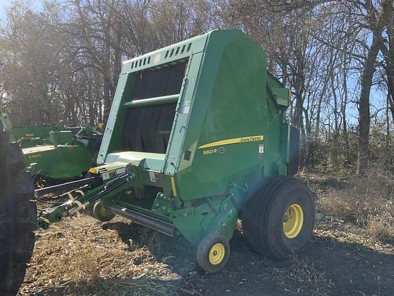 Image of John Deere 560R equipment image 1