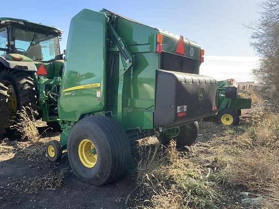 Image of John Deere 560R equipment image 3