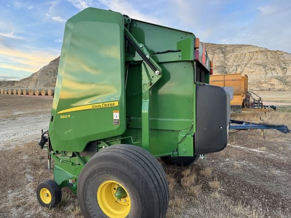 Image of John Deere 560R equipment image 3