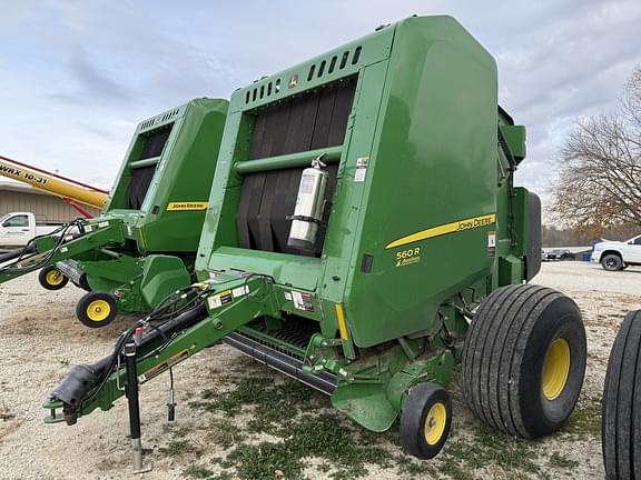 Image of John Deere 560R equipment image 1