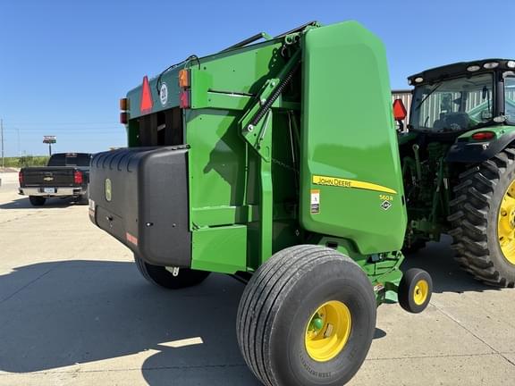 Image of John Deere 560R equipment image 1