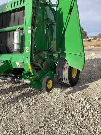 Image of John Deere 560R equipment image 3