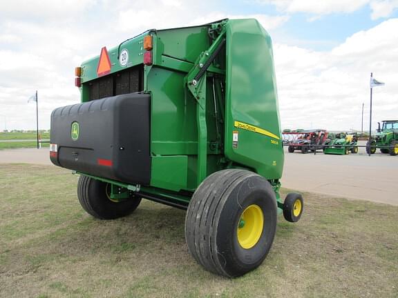 Image of John Deere 560R equipment image 4
