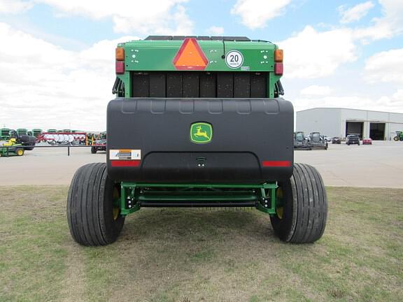 Image of John Deere 560R equipment image 3