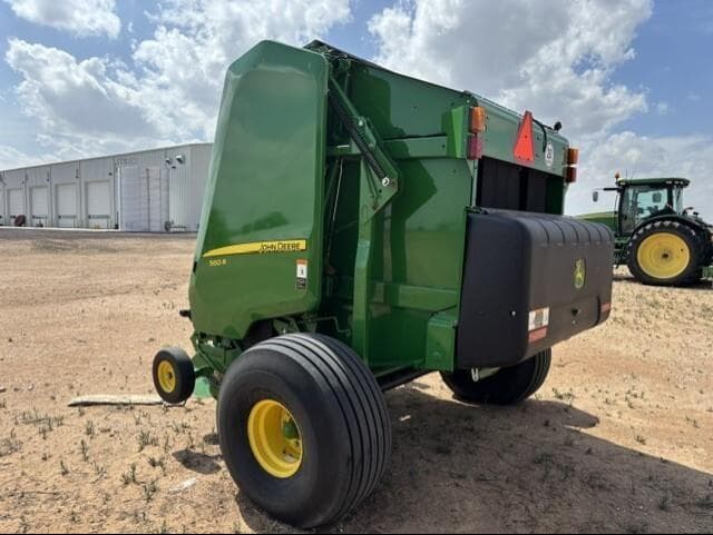 Image of John Deere 560R equipment image 1