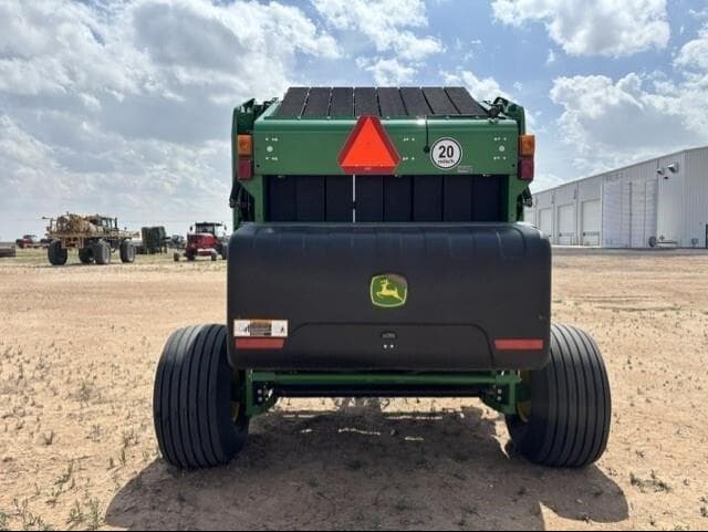 Image of John Deere 560R equipment image 2