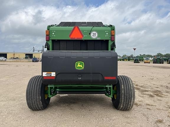 Image of John Deere 560R equipment image 3