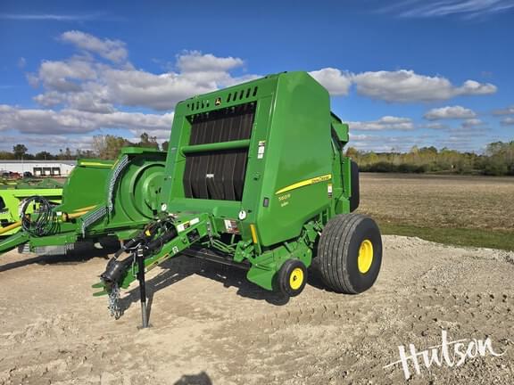 Image of John Deere 560R equipment image 1